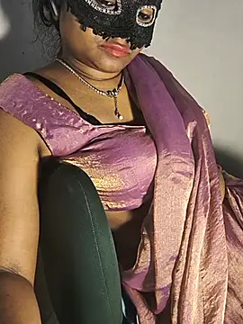 DIRTYSECRET_QUEEN_07 webcam