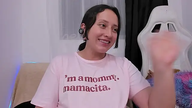 QueenLia webcam