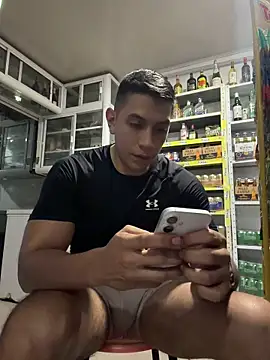OliverWest04 webcam