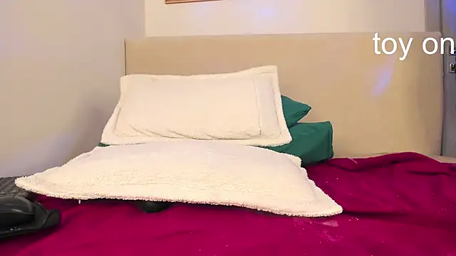 rina_kitty3 webcam