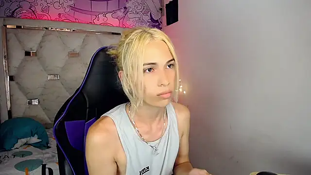 Larry_craft webcam