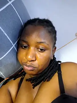 Midnight_Juicy webcam