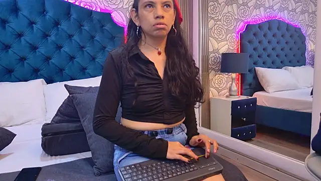 KimberlyMonroee webcam