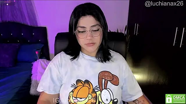 lucy26_ webcam