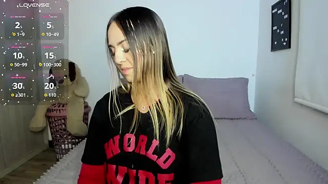 sophie_morenoo webcam