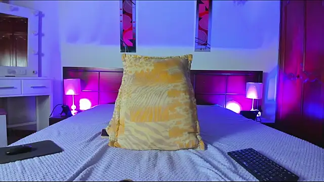 MiaMarin_hot webcam