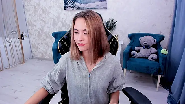 EllaCurtis webcam