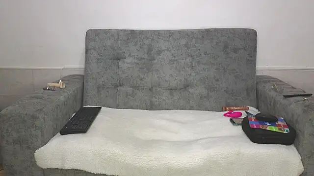 adahira08 live cam on StripChat
