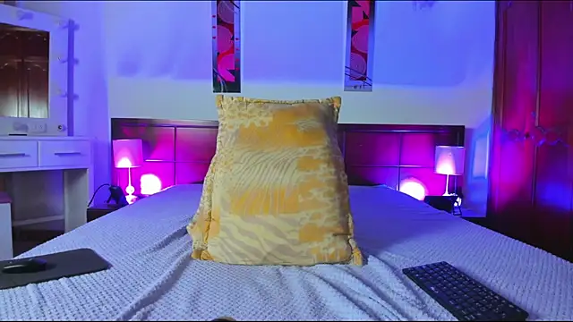 MiaMarin_hot webcam