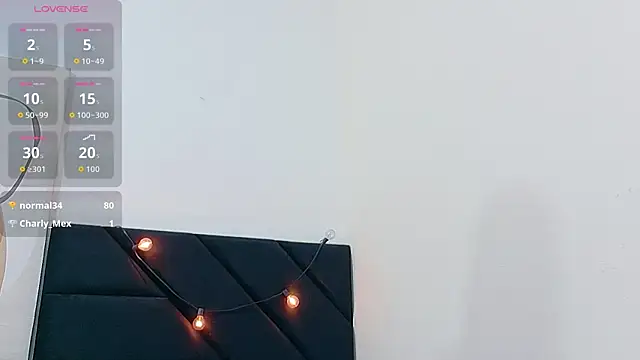 kinkyhousewifee webcam