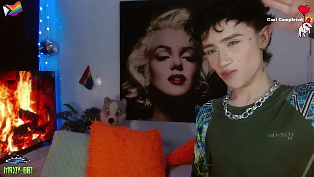 maxiy_001 webcam
