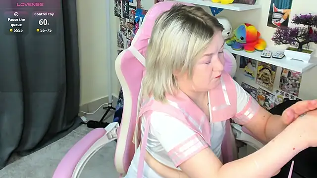 Sara_Robinson webcam