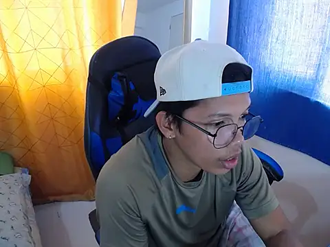holly_oreo webcam