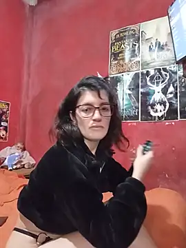 MillieGri22 webcam