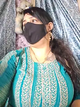 cute-tanvi webcam