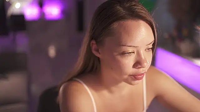 VixenMia webcam