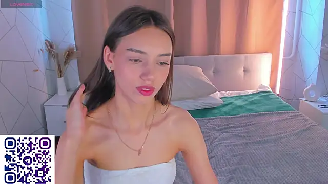 Tiffany-Grace webcam