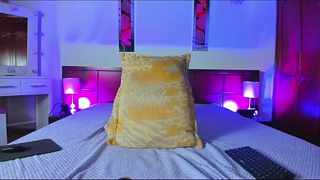 MiaMarin_hot webcam