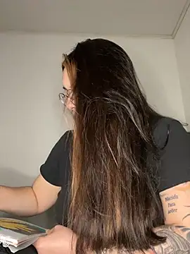 NatyOlson webcam