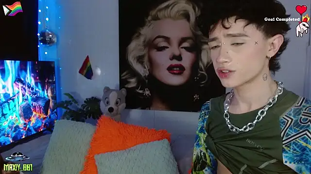 maxiy_001 webcam
