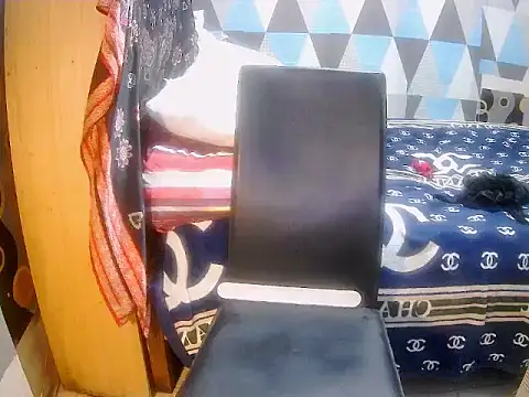 Trish_CurveCock webcam
