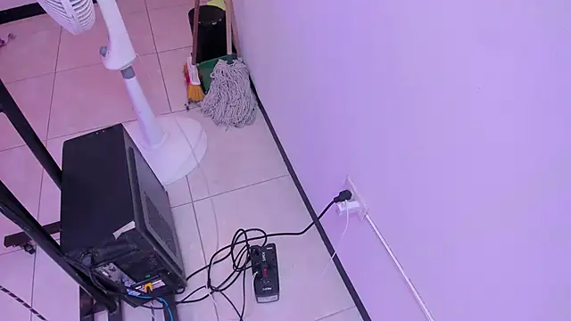SofiaThoompson webcam