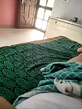 Pretty_bhabhi live cam on StripChat