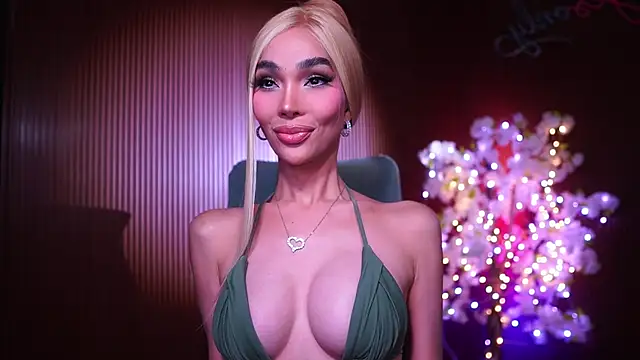 xxforyoureyesonlyxx webcam