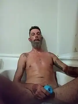 longerfellow (Ask my age) - Get me in bath to fuck rubber pussy
