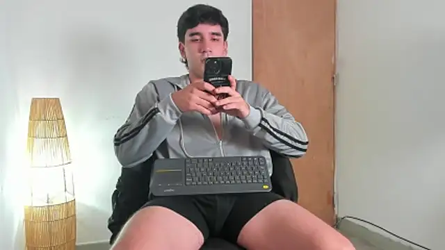 leo030809 webcam