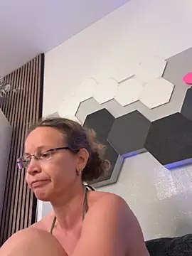 AnnikaRose webcam