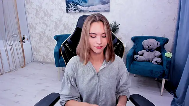 EllaCurtis webcam