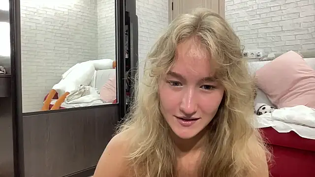 MissMillyx live cam on StripChat