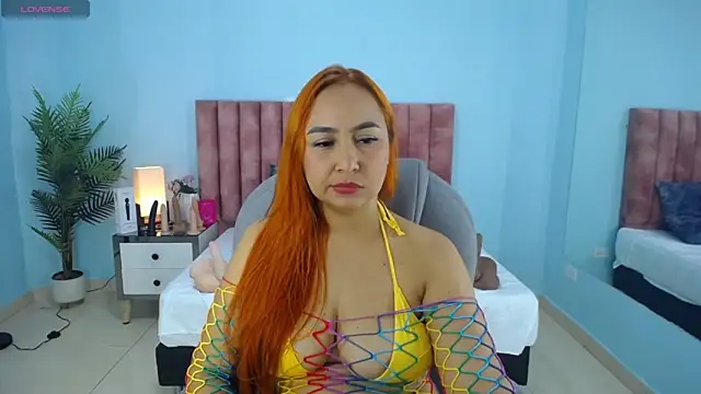nana_levy webcam