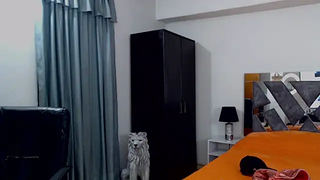 frank_heaven01 (Ask my age) - Cum Show