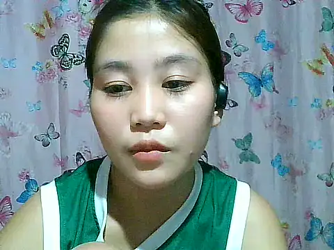 SexyAsianPussy4u webcam