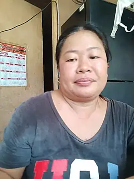 Lovelywoman43 webcam