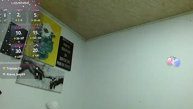 ZoeBakers_ webcam