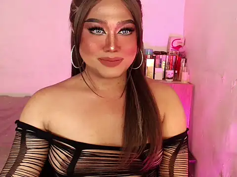 MelindaOnDuty_ webcam