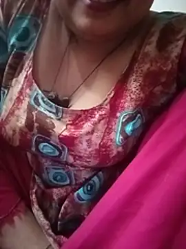 Menka_cut34 webcam