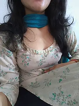 zoya_baby_ webcam