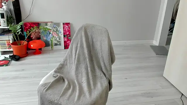 ailey_chao webcam