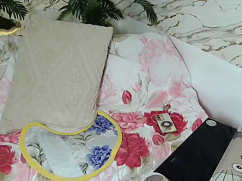 SweetAsianAss webcam