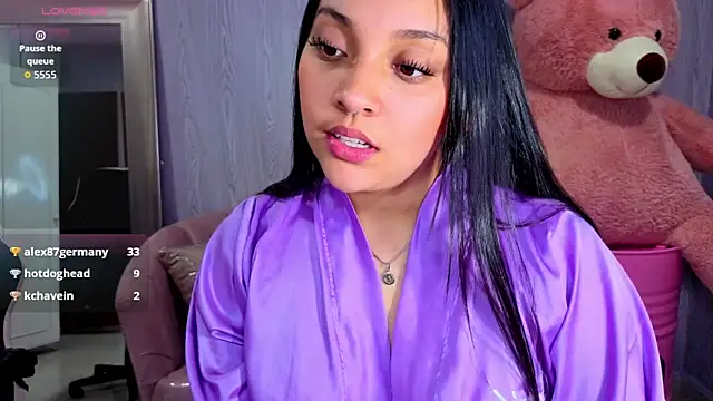 lia_harper_t