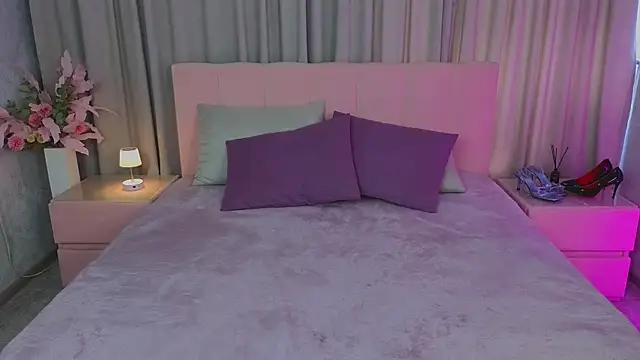 Ariana_Petite webcam