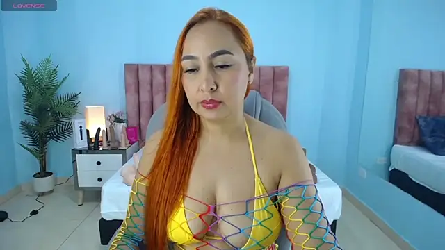 nana_levy webcam