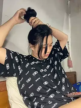 Almira6868 webcam