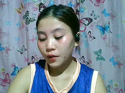 SexyAsianPussy4u webcam