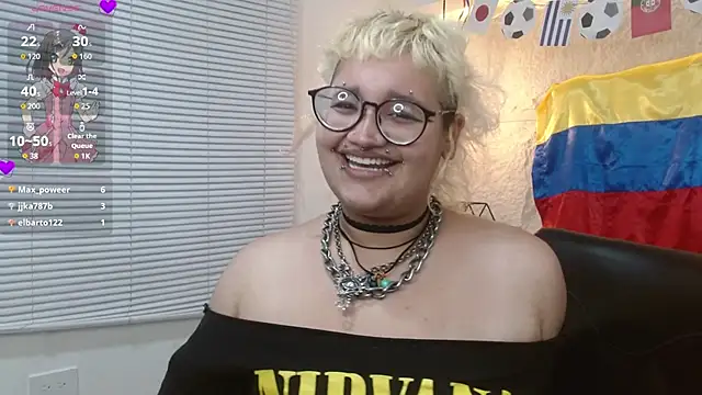 Echypyon_ live cam on StripChat