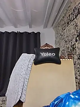 kylie_blck webcam
